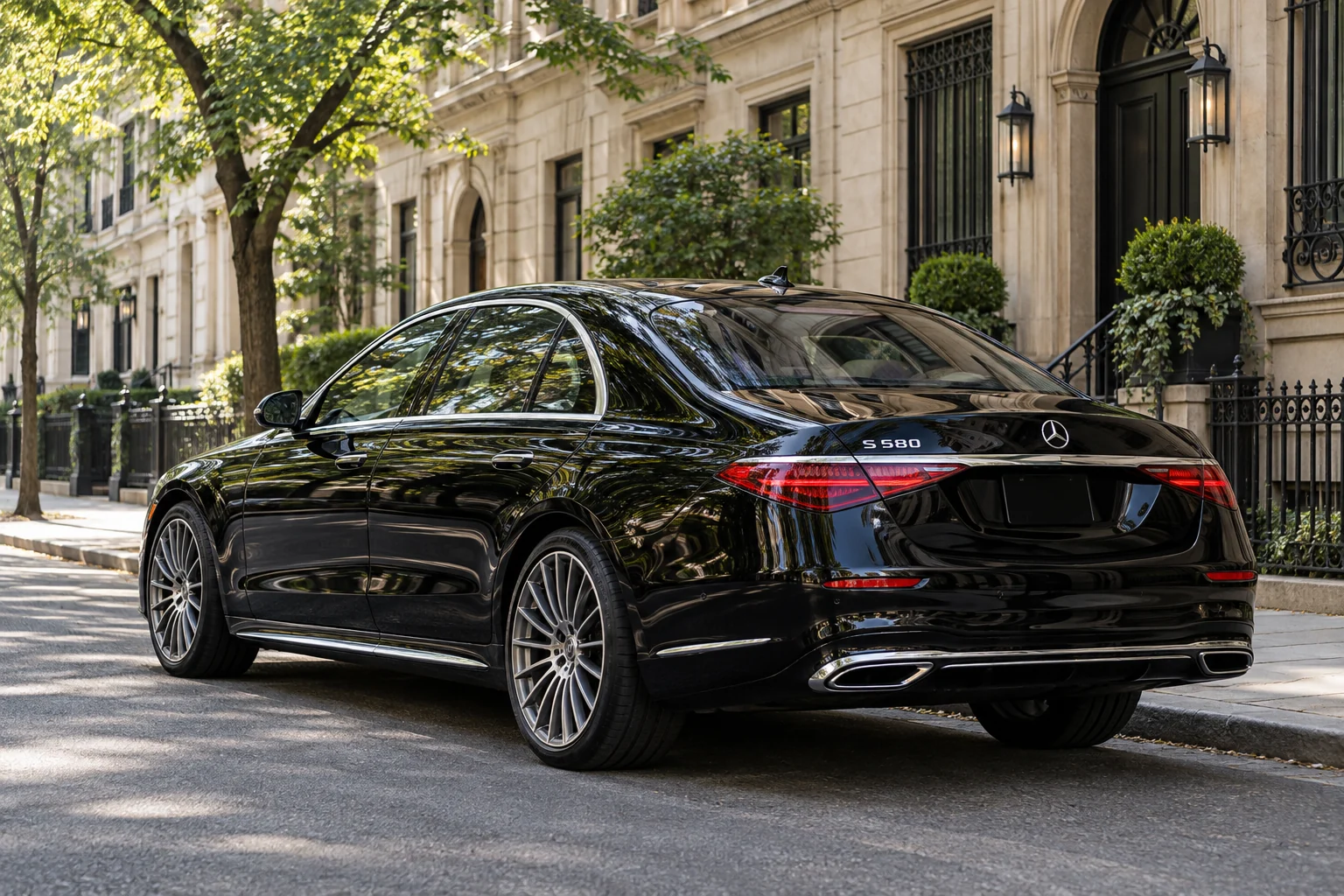 Illustrative Mercedes S580 exterior view in New York